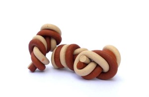 Magnum Węzeł Mięsny / Semi Moist Knotted Stick Brown/White 1szt 30g
