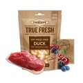 Carnilove-Dog-Snack-True-Fresh-RAW-Freeze-Dried-Duck-Red-Fruits-www.shopfordog.pl-6.jpg